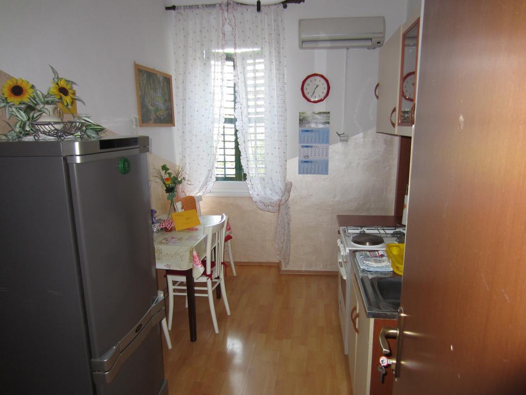 Apartment Retro III Koper Room photo